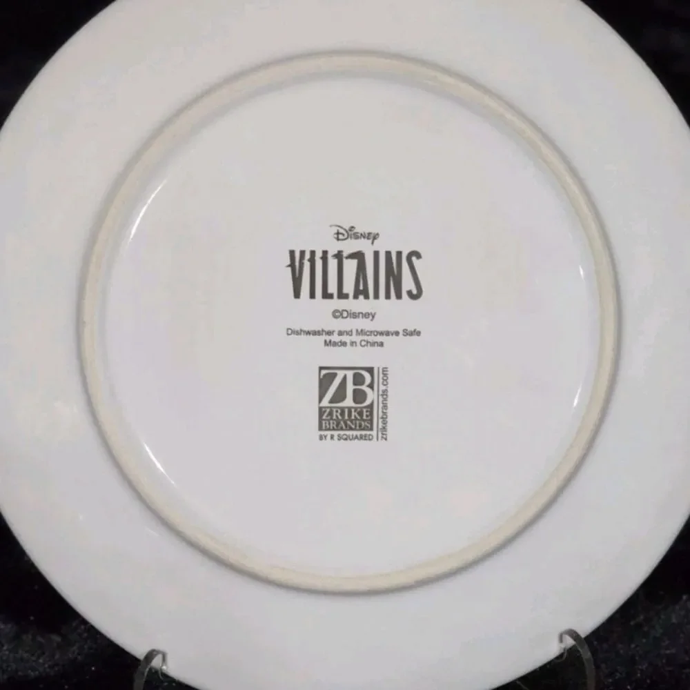 Disney Villains Hand Painted Collector Plates- Set Of 4‎